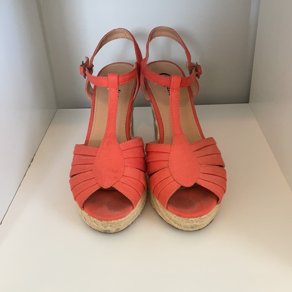 Wedges - Picture 2 of 5